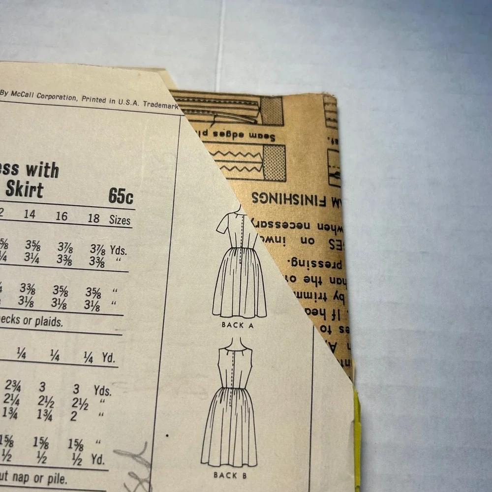 McCalls Vintage 1960's Pattern #8180‎ Misses Dress With Full or Slim Skirt Sz 18